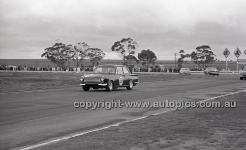 Calder 1966 - Photographer Peter D'Abbs - Code 66-PD-C-127