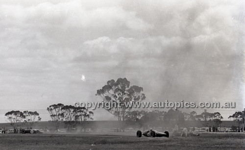 Calder 1966 - Photographer Peter D'Abbs - Code 66-PD-C-211