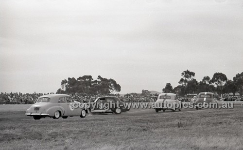 Calder 1966 - Photographer Peter D'Abbs - Code 66-PD-C-16166-034