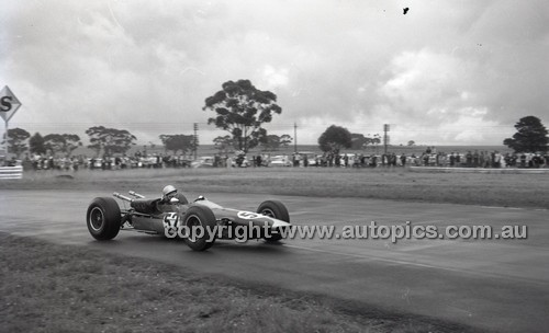 Calder 1967 - Photographer Peter D'Abbs - Code 67-PD-C15167-1-060