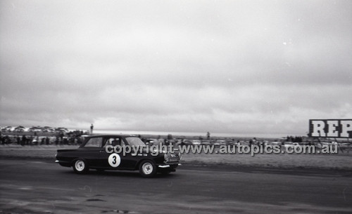 Calder 1967 - Photographer Peter D'Abbs - Code 67-PD-C15167-103