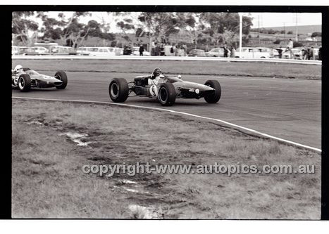 Calder 1969 - Photographer Peter D'Abbs - Code 69-PD-C17869-060