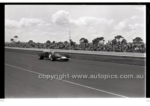 Calder 1969 - Photographer Peter D'Abbs - Code 69-PD-C17869-115