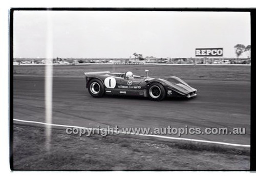 Calder 1969 - Photographer Peter D'Abbs - Code 69-PD-C17869-190