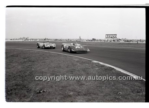 Calder 1969 - Photographer Peter D'Abbs - Code 69-PD-C17869-202