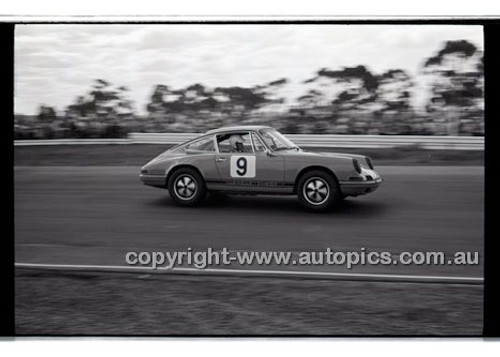 Calder 1969 - Photographer Peter D'Abbs - Code 69-PD-C17869-217