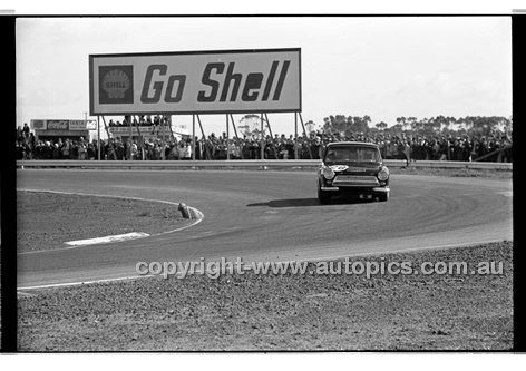 Calder 1969 - Photographer Peter D'Abbs - Code 69-PD-C19169-178