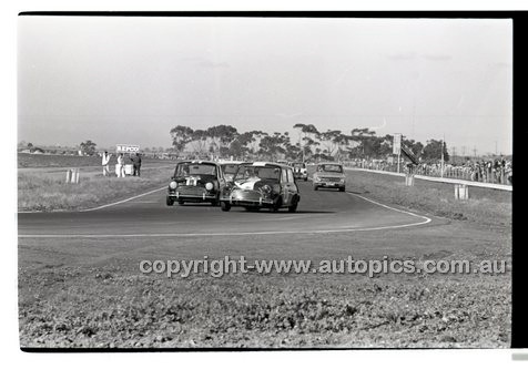 Calder 1969 - Photographer Peter D'Abbs - Code 69-PD-C19169-257