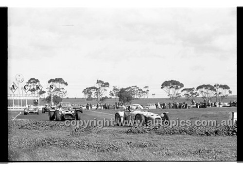 Calder 1969 - Photographer Peter D'Abbs - Code 69-PD-C23369-030