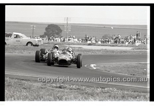 Calder 1969 - Photographer Peter D'Abbs - Code 69-PD-C191069-037