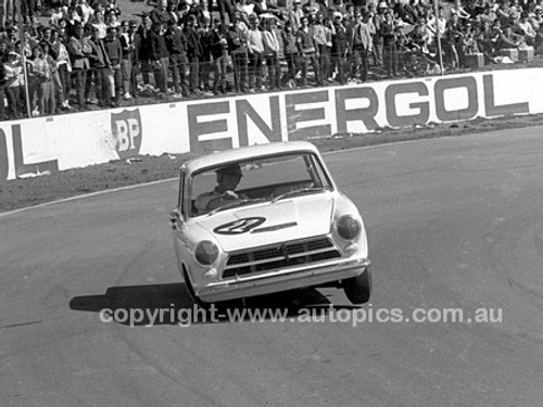 66203 - Dennis Geary, Cortina - Pran Park 1966 - Photographer Lance J Ruting
