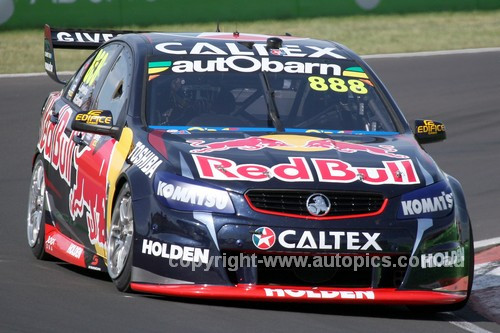 15702 - Craig Lowndes - Commodore VF Winner of the  Bathurst 1000 - 2015