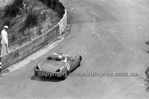 Les Howard Lotus 23B - Catalina Park Katoomba - 8th November 1964 - Code 64-C81164-1