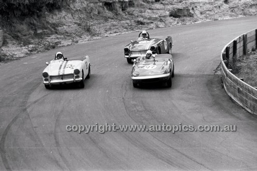 P. Meyer, Lotus Elan, Doug McCarther & Doug Chivas, Austin Healey Sprite - Catalina Park Katoomba - 8th November 1964 - Code 64-C81164- 50