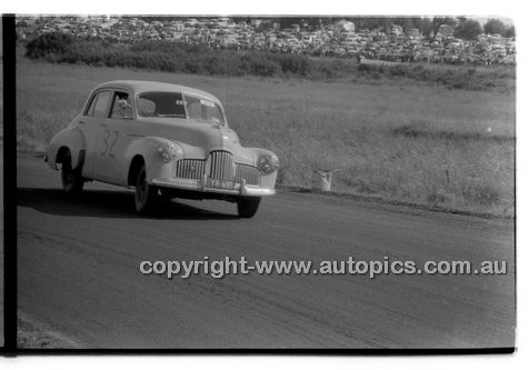 Phillip Island - 1st August 1957 - Code 57-PD-PI1957-012