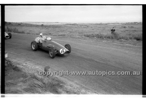 Phillip Island - 27th October 1957 - Code 57-PD-P271057-005