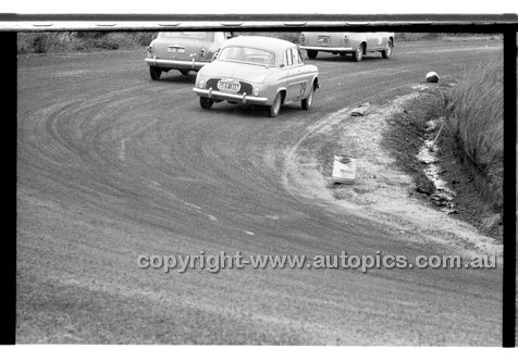 Phillip Island - 27th October 1957 - Code 57-PD-P271057-046