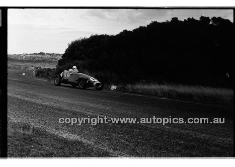 Phillip Island - 22nd April 1957 - Code 57-PD-P22457-057