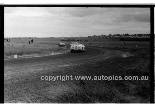 Phillip Island - 22nd April 1957 - Code 57-PD-P22457-086