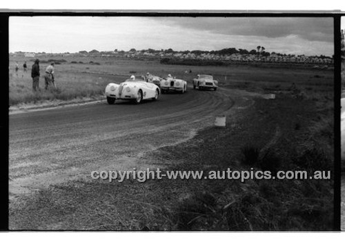 Phillip Island - 22nd April 1957 - Code 57-PD-P22457-088