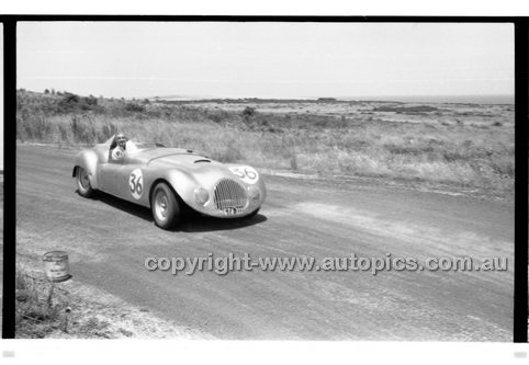 Phillip Island - 26th December 1957 - Code 57-PD-P261257-119