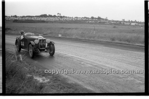 Phillip Island - 1958 - 58-PD-PJan 58-037