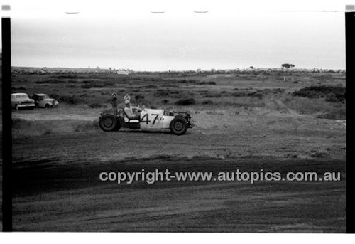 Phillip Island - 1958 - 58-PD-PJan 58-046