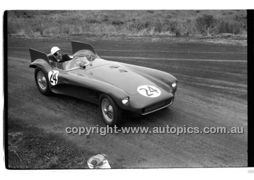 Phillip Island - 1958 - 58-PD-PJan 58-048