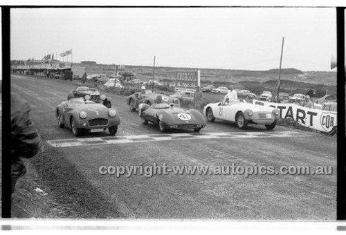 Phillip Island - 1958 - 58-PD-PJan 58-075