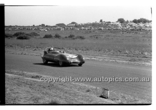 Phillip Island - 26th December 1958 - 58-PD-PI261258-064