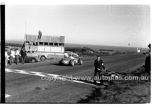 Phillip Island - 26th December 1958 - 58-PD-PI261258-070