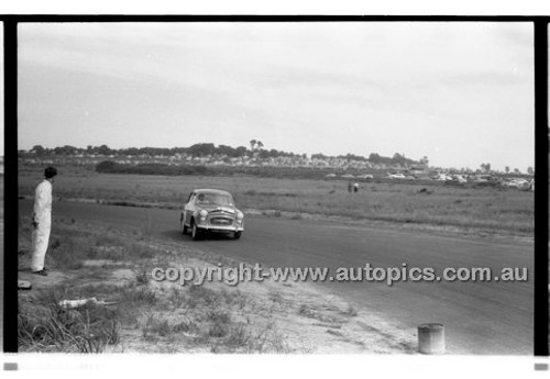 Phillip Island - 30th March  1959 - 59-PD-PI30359-005