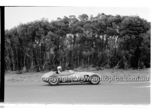 Phillip Island - 13th December  1959 - 59-PD-PI231259-006