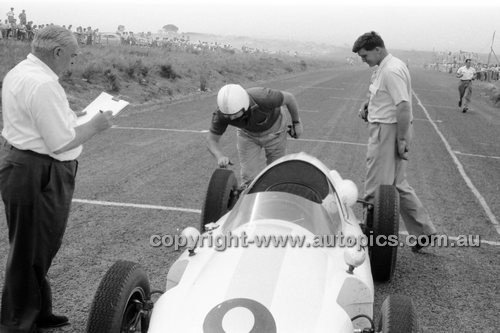 Phillip Island - 13th December  1959 - 59-PD-PI231259-021