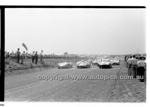 Phillip Island - 13th December  1959 - 59-PD-PI231259-054