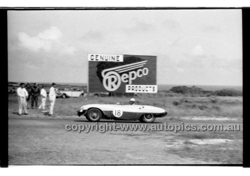 Phillip Island - 13th December  1959 - 59-PD-PI231259-129