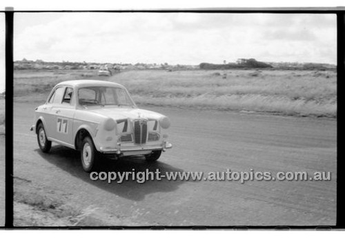 A. Edney, Austin Lancer - Phillip Island - 13th December  1959 - 59-PD-PI231259-155