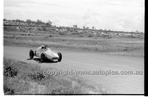 Phillip Island - 13th December  1959 - 59-PD-PI231259-172