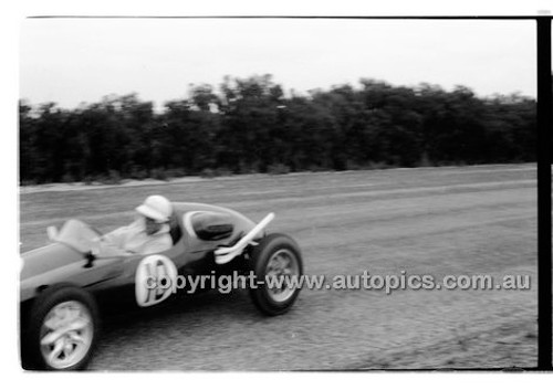 Phillip Island - 13th December  1959 - 59-PD-PI231259-200