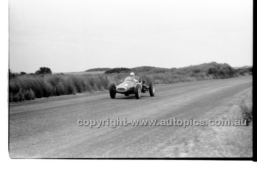 Phillip Island - 14th March 1960 - 60-PD-PI14360-007