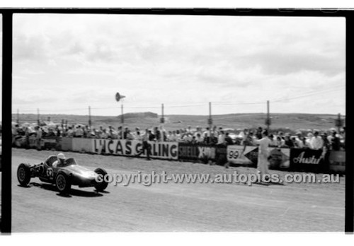 Phillip Island - 14th March 1960 - 60-PD-PI14360-032