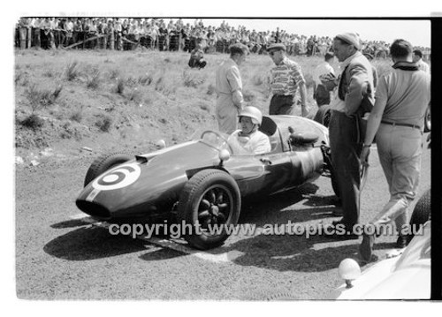 Phillip Island - 14th March 1960 - 60-PD-PI14360-037