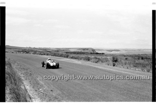 Phillip Island - 14th March 1960 - 60-PD-PI14360-044