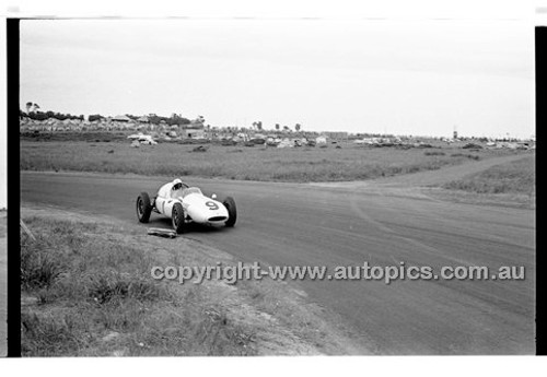 Phillip Island - 12th December 1960 - 60-PD-PI121260-090