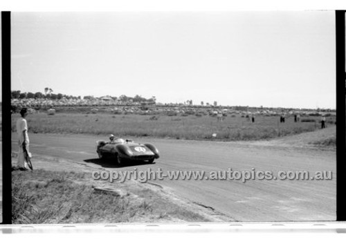 Phillip Island - 23rd October 1960 - 60-PD-PI231060-049