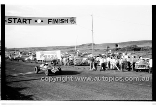 Phillip Island - 23rd October 1960 - 60-PD-PI231060-148