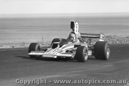 73611 - K.Bartlett Lola T330  - Phillip Island 1973