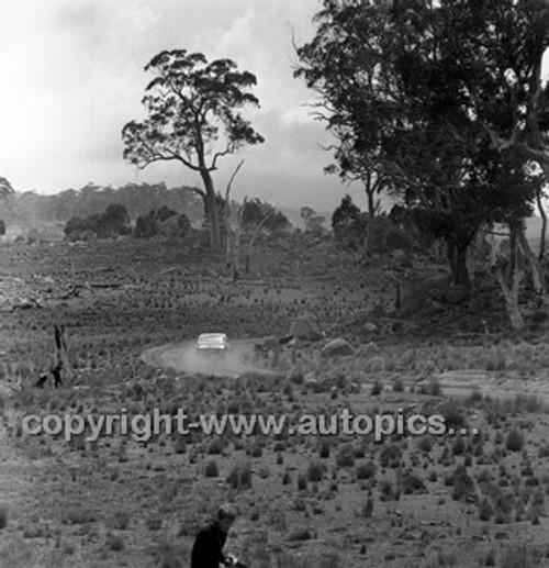 London to Sydney Marathon 1968 - Code - 68-London to Sydn-029