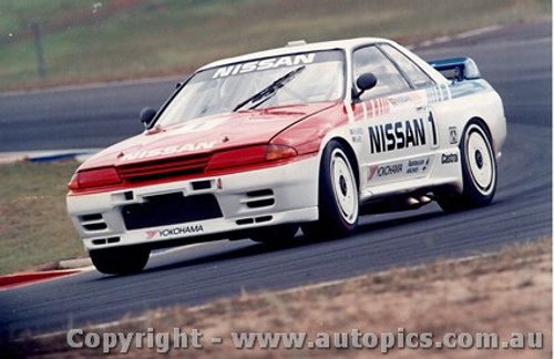 90003  -  J. Richards / M. Skaife  - Nissan Skyline GT-R - Eastern Creek 1990