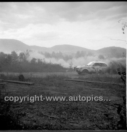 Southern Cross Rally 1975 - Code - 75-T SC61075-013